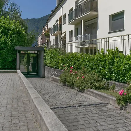 Apartment Mamma Ciccia - Casa Laura Elegant & Spacious Mandello del Lario